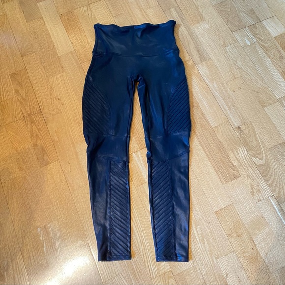 Spanx Moto Faux Leggings, size XL fits size 4 only - Picture 12 of 14